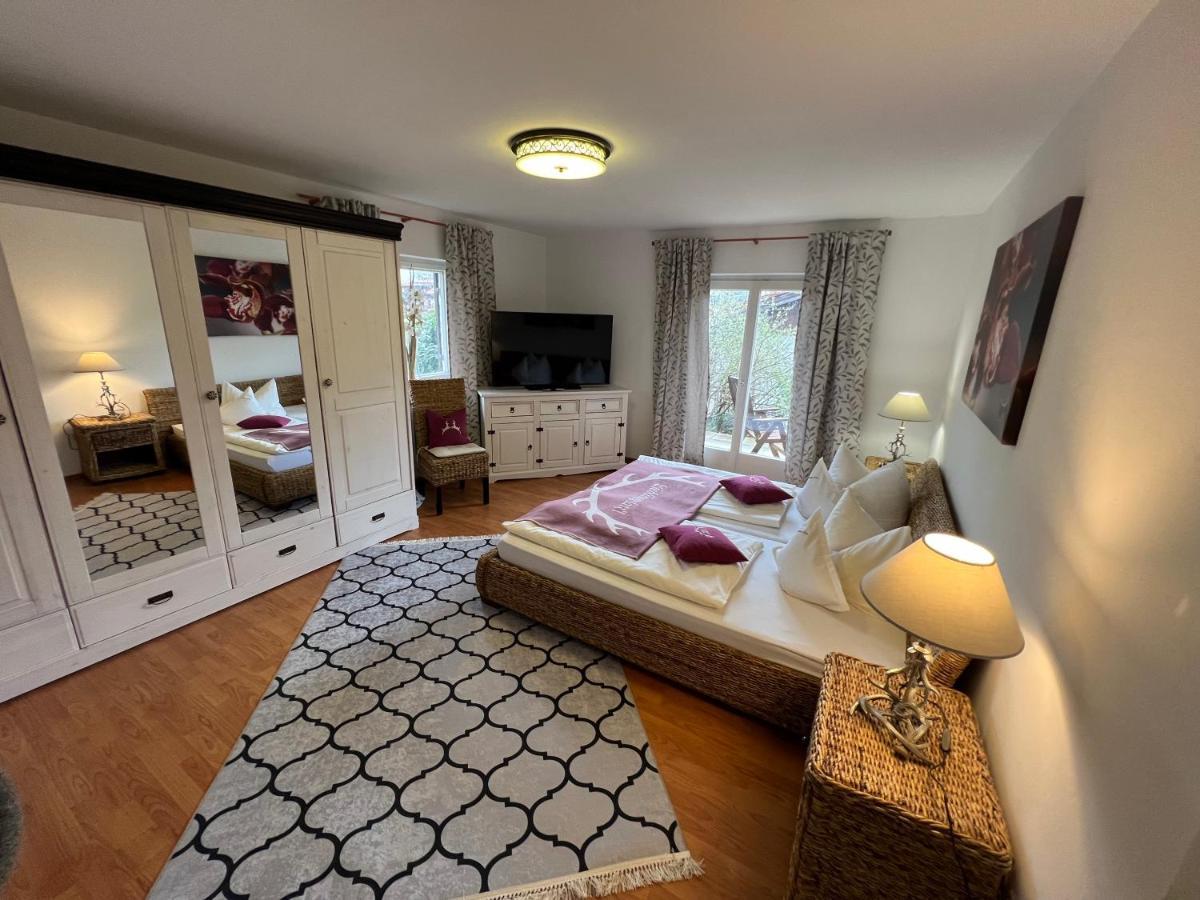 Alpen Tegernsee - Grosse Sonnenterasse Und Idyllischer Garten Apartment *